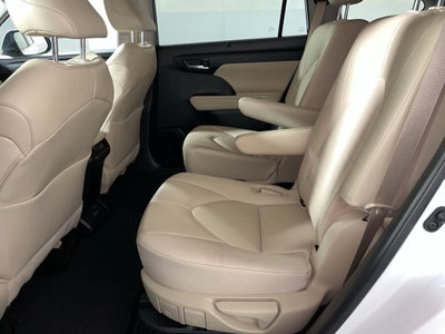 2023 Toyota Highlander Hybrid XLE