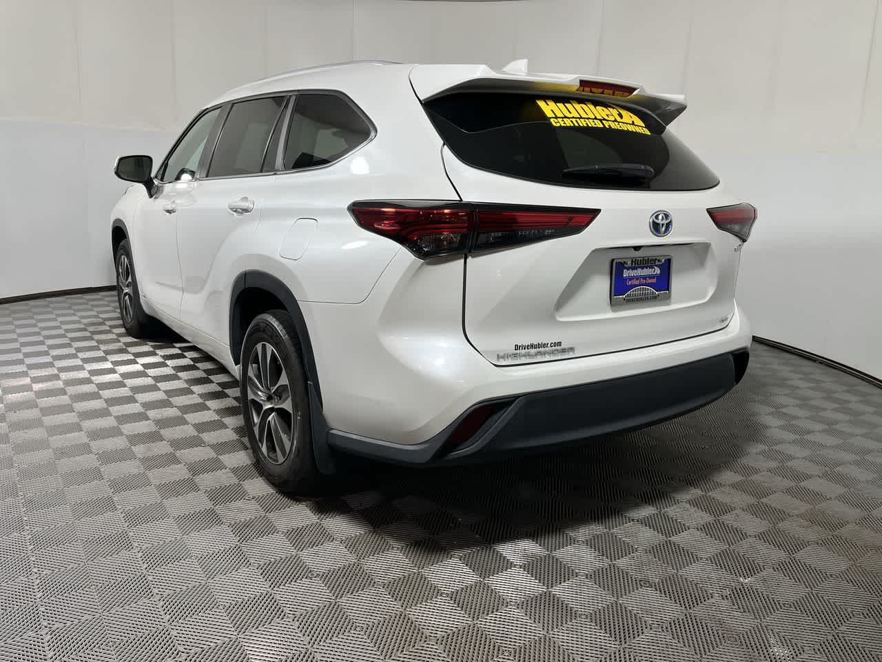 2023 Toyota Highlander Hybrid XLE