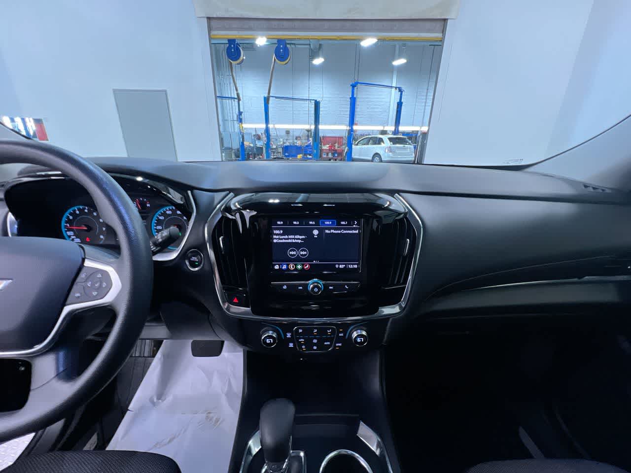 2021 Chevrolet Traverse LS