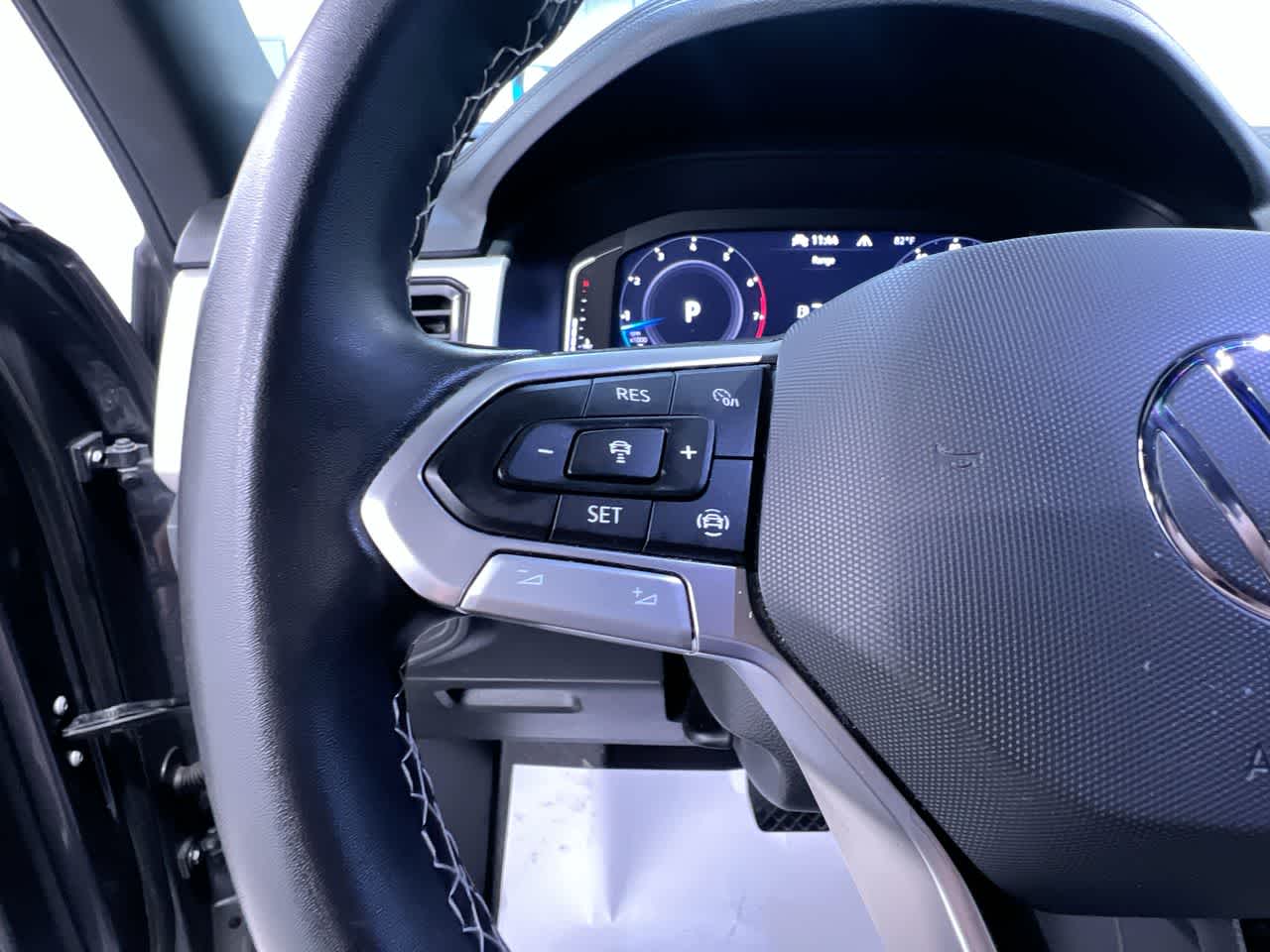 2023 Volkswagen Atlas Cross Sport 3.6L V6 SE w/Technology