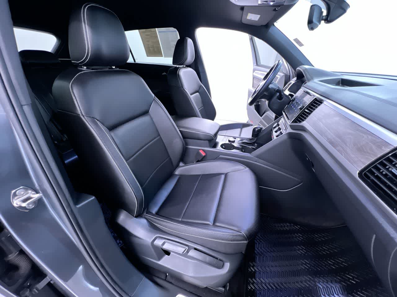 2023 Volkswagen Atlas Cross Sport 3.6L V6 SE w/Technology