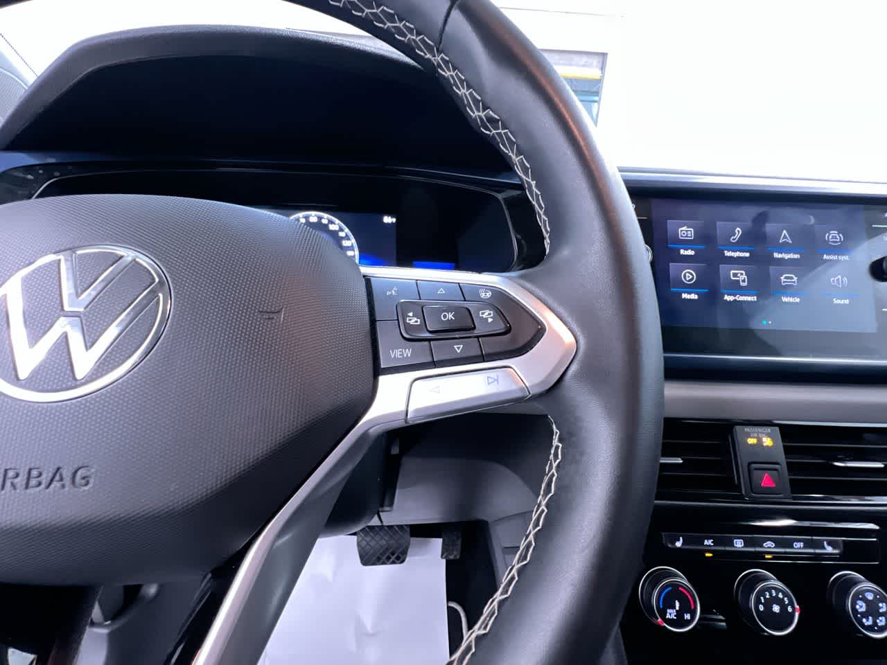 2023 Volkswagen Taos SE