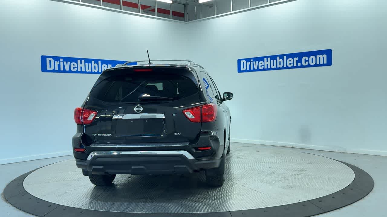 2017 Nissan Pathfinder SV