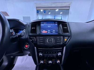 2017 Nissan Pathfinder SV