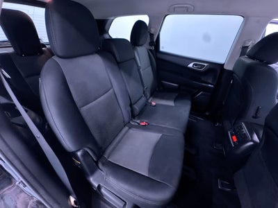 2017 Nissan Pathfinder SV