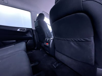 2017 Nissan Pathfinder SV