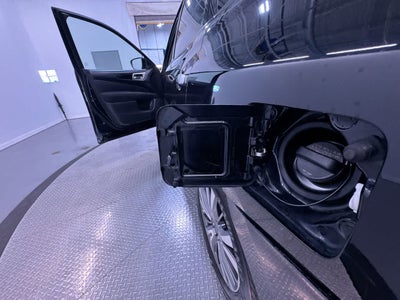 2017 Nissan Pathfinder SV