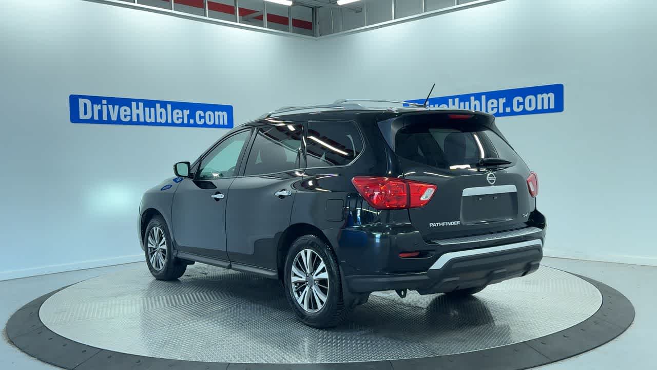 2017 Nissan Pathfinder SV