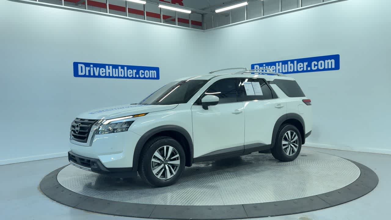 2024 Nissan Pathfinder SL