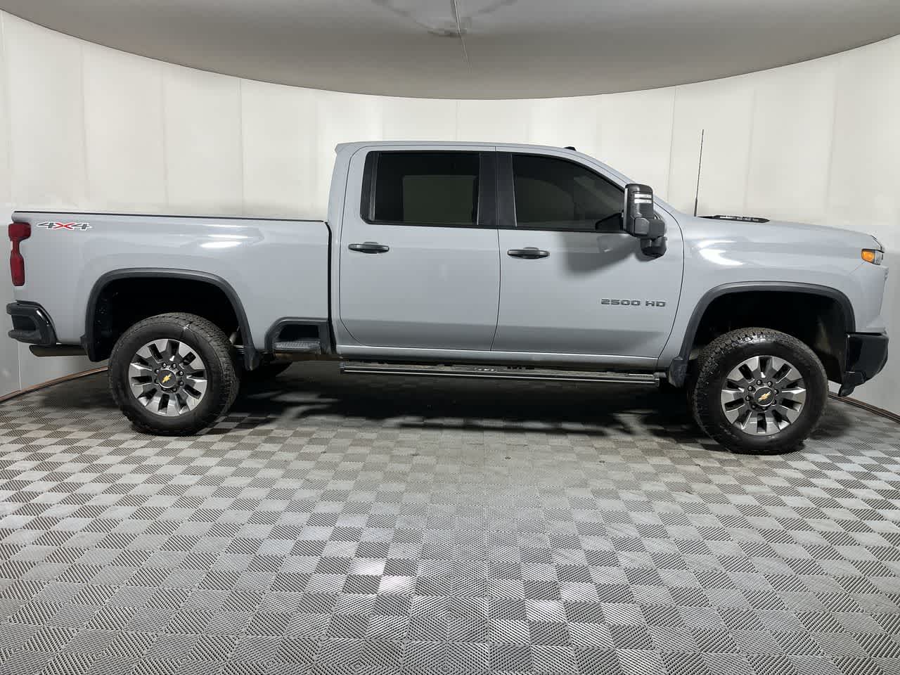 2025 Chevrolet Silverado 2500HD Custom