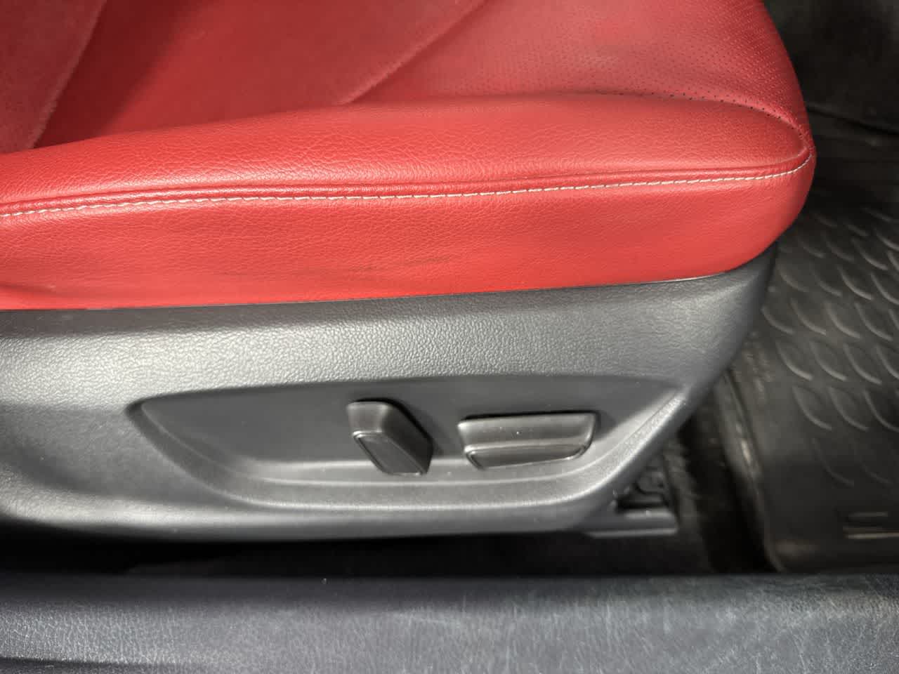 2021 Toyota Camry Hybrid XSE