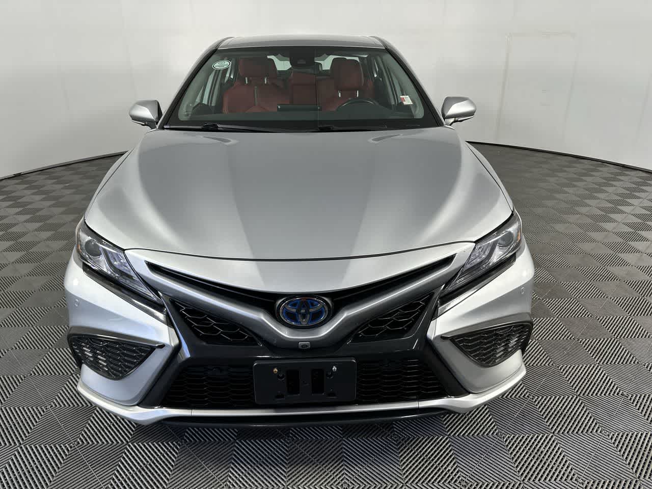 2021 Toyota Camry Hybrid XSE