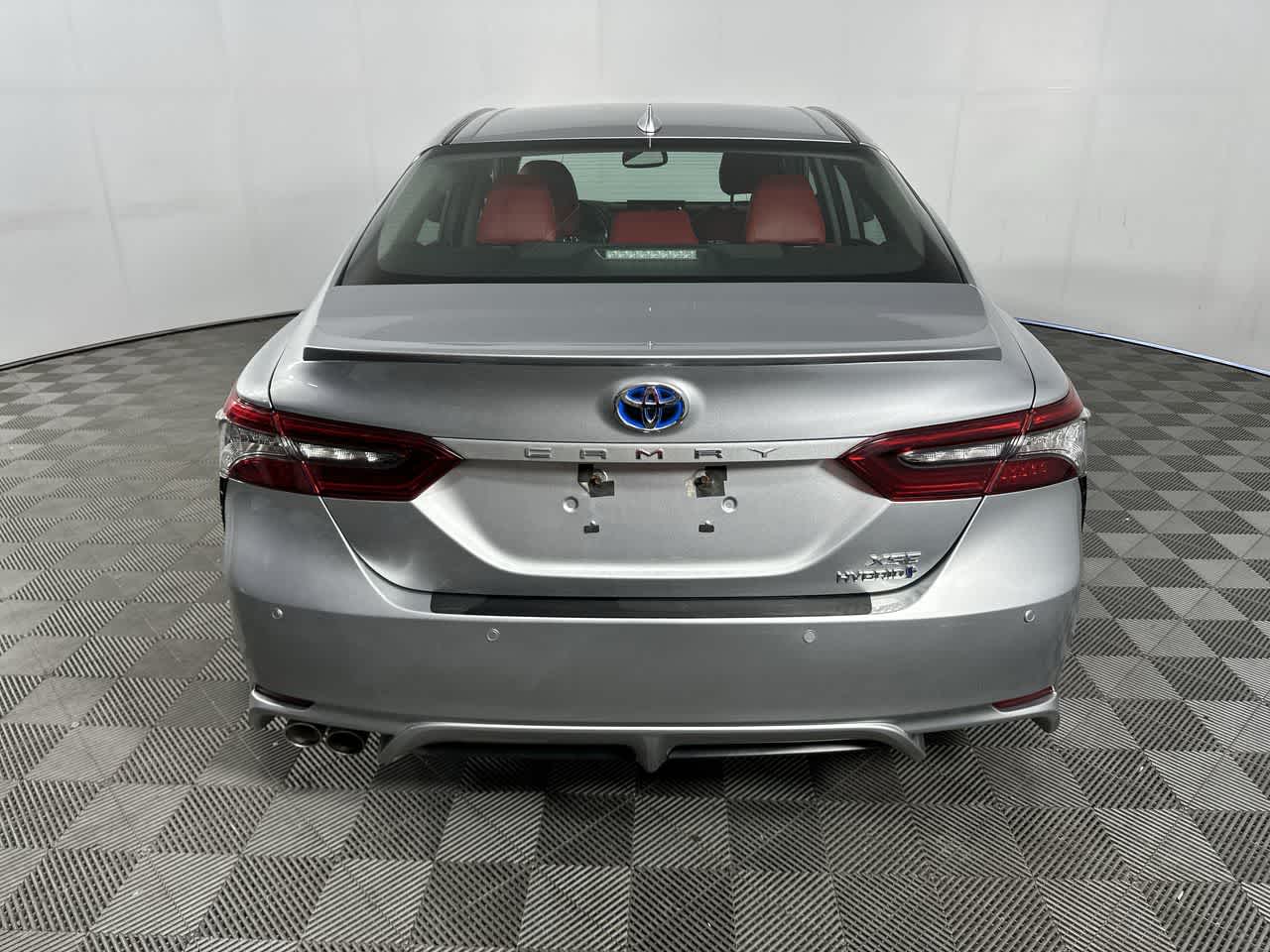 2021 Toyota Camry Hybrid XSE
